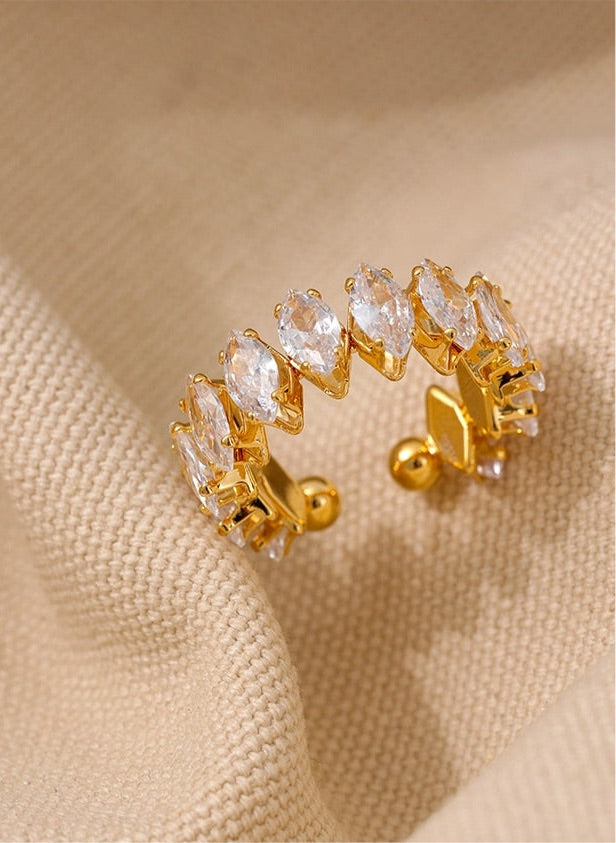 Ava Crystal Ring