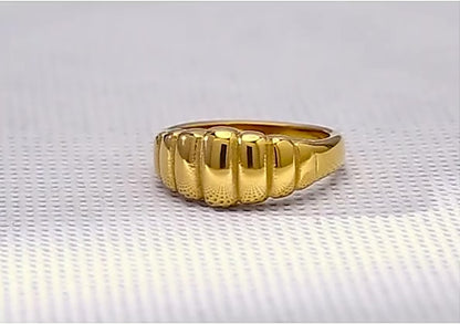 Harper Gold Ring