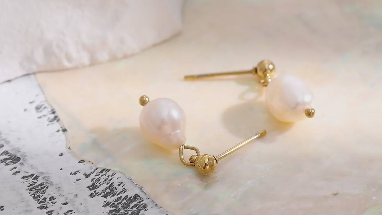 Classic Pearl Studs