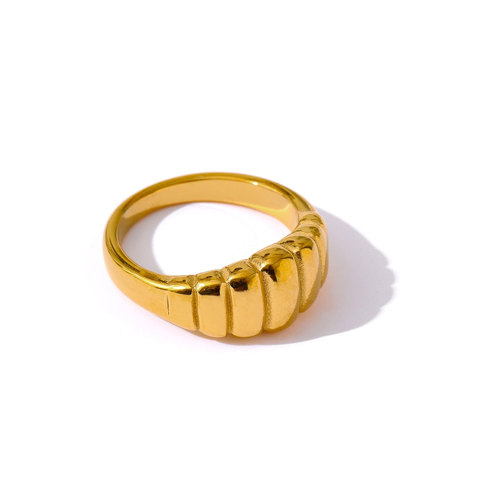 Harper Gold Ring