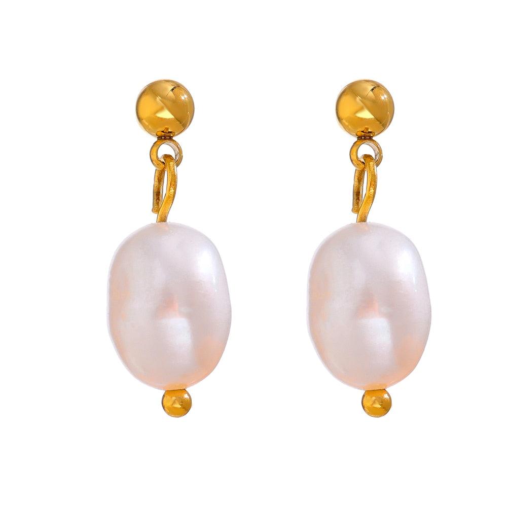 Classic Pearl Studs