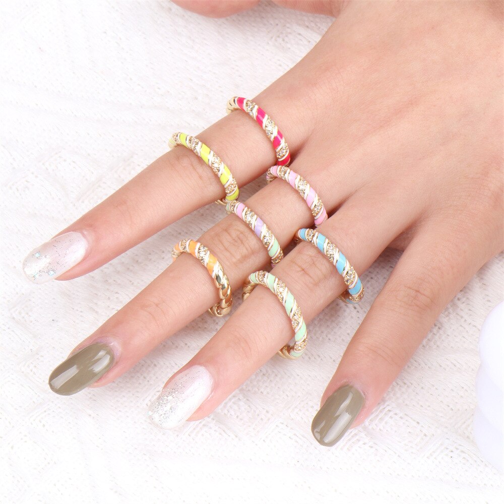 Radiant Twist Ring